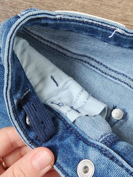 Шорты джинсовые для девочки шорти H&M 4-5 лет