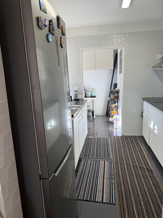 Quarto em um apartamento familiar . 500 para casal 400 para pessoa so.