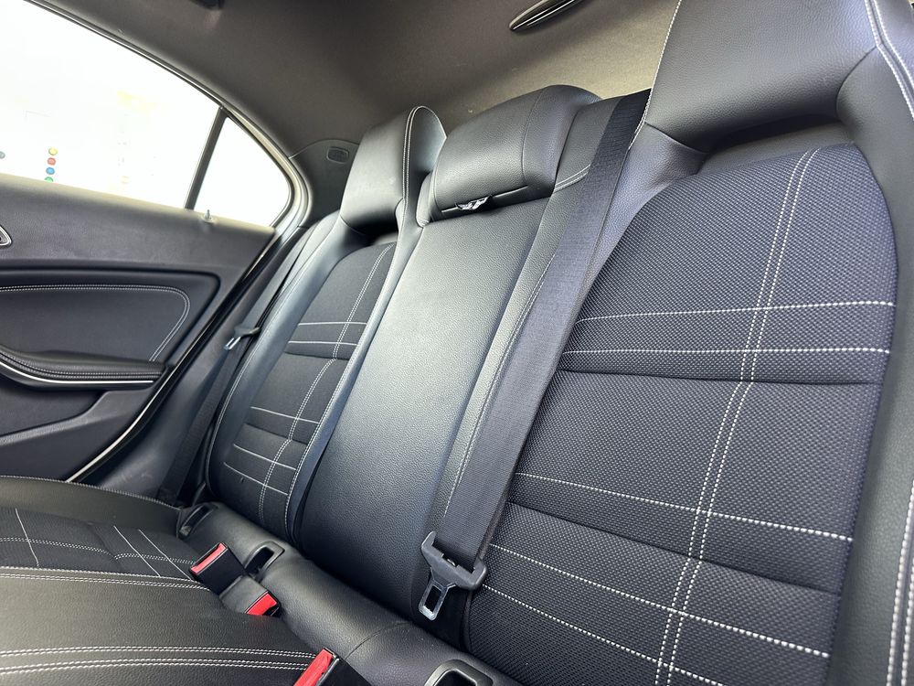 Mercedes-Benz A180 Sport Idition J. AMG Aceito Retoma