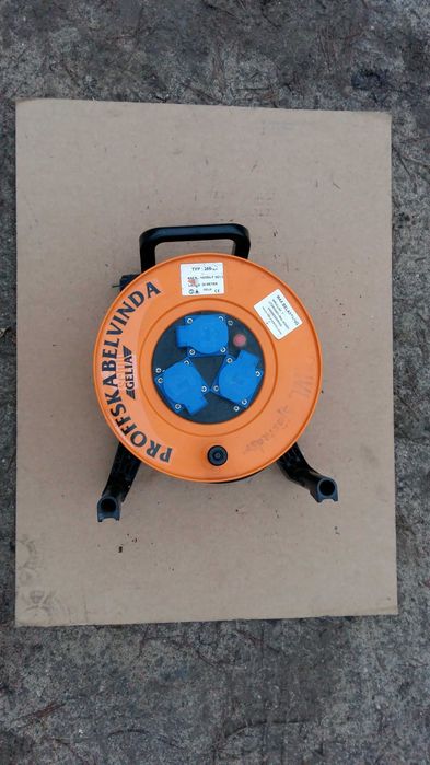 Przedłużacz bębnowy ,na rolce Gelia 25m ,Niemiecki