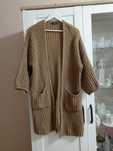 Włoski, długi sweter damski oversize