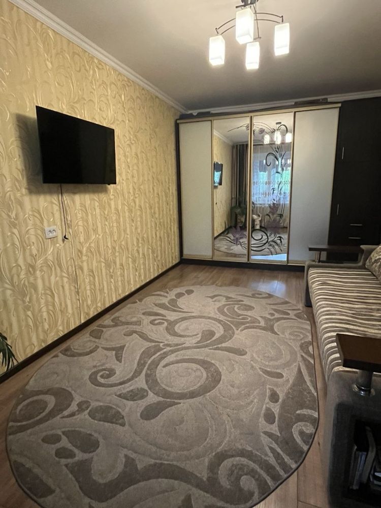 Продаж 2 кімнатної квартири з ремонтом
