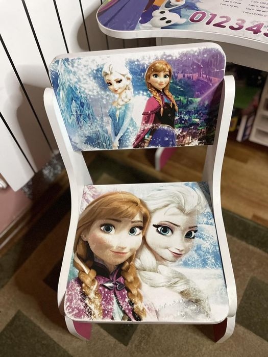 Продається дитяча парта