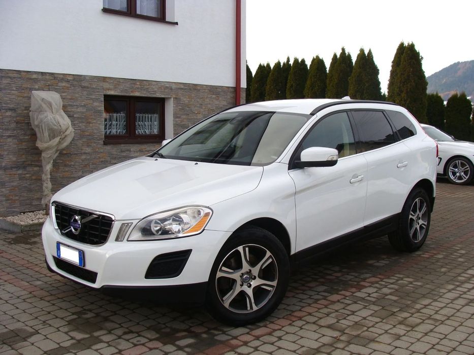 Volvo XC 60 * 4x4 * Nawigacja * Pół Skóra * Bez Korozji * Ładny * BEZWYPADKOWY !