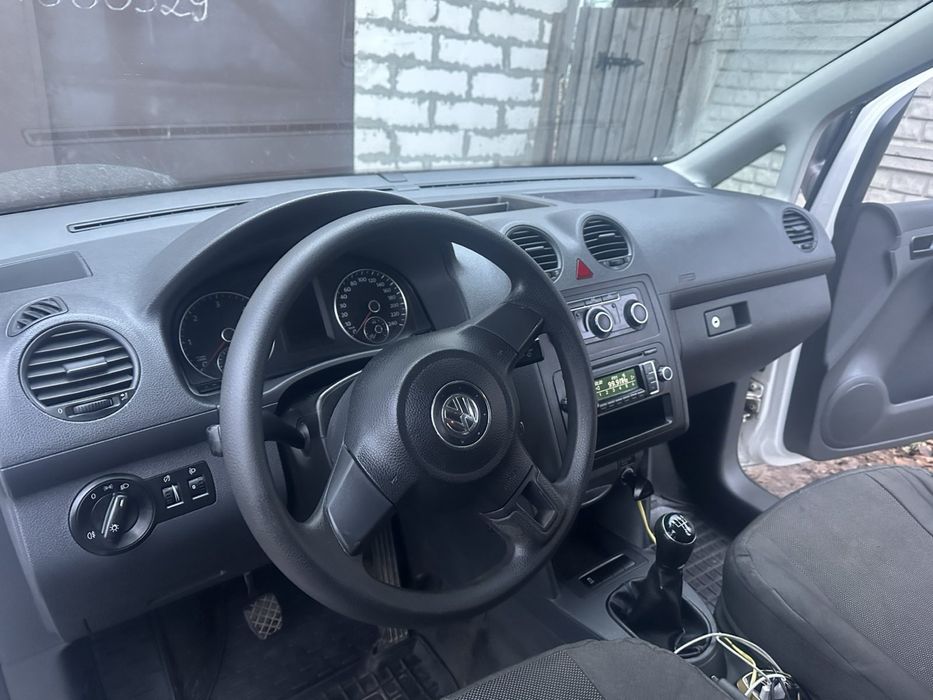 Продам VW Caddy 1.6