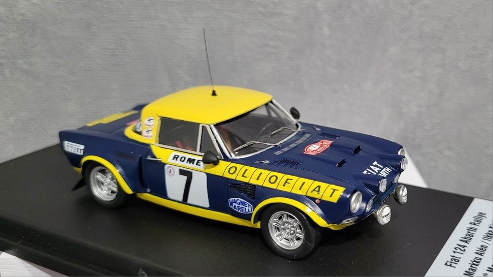 Fiat 124 Abarth #M. Alén - Troféu - 1:43