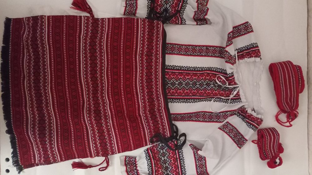 Вишиванка для дівчинки 128