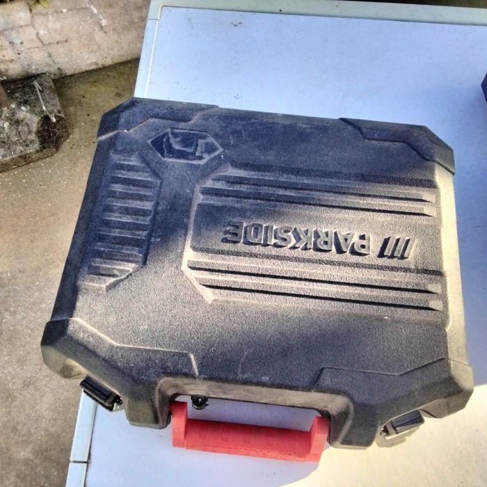 Duas máquinas de furar Parkside