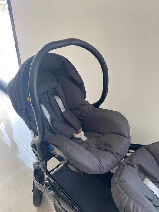 Carrinho para gêmeos Brevi