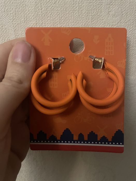 Продам сережки нові біжутерія