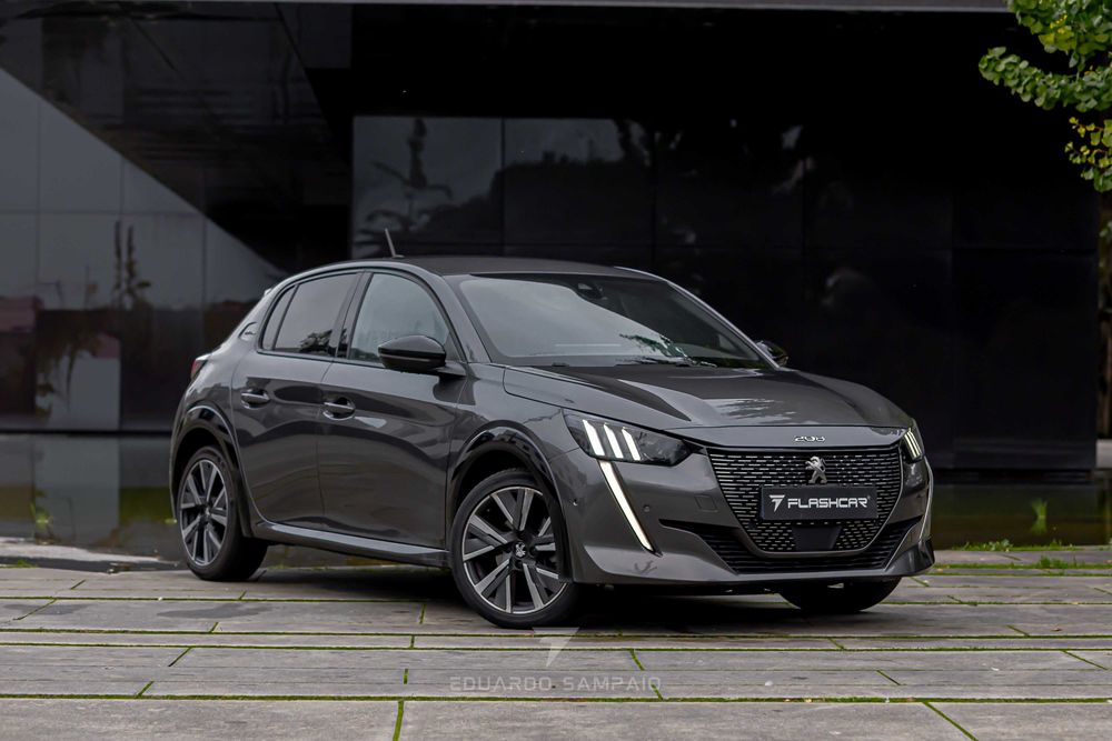 Peugeot 208 1.2 GT-Line Topo gama