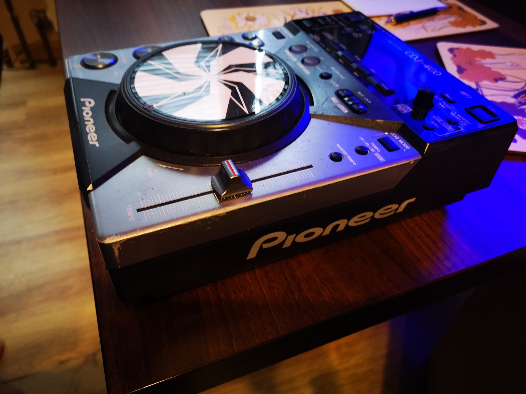 Pioneer CDJ-400 + case