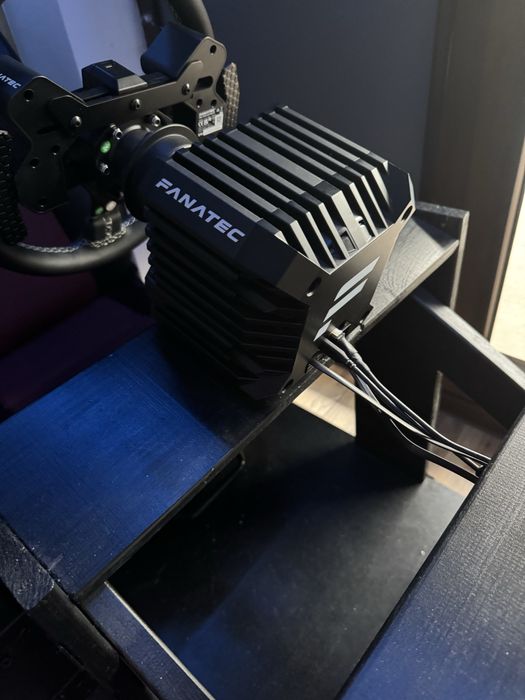 Zestaw do sim racingu fanatec csl dd + v3 pedals