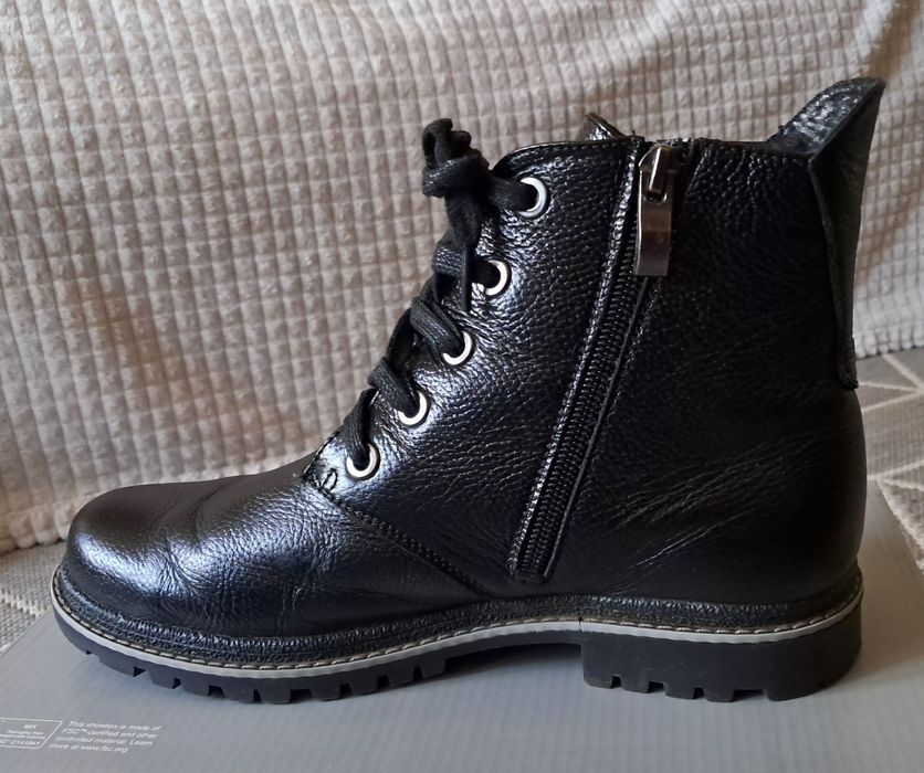 Ботинки кожаные черные