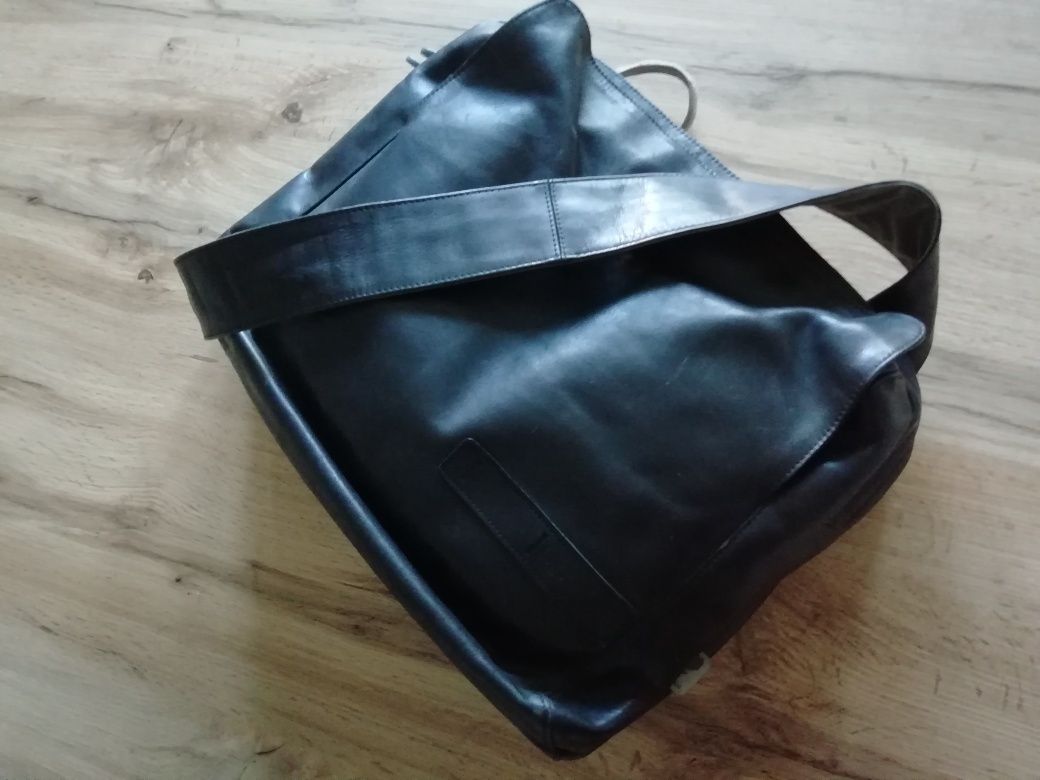 Uniwersalna torba męska skórzana czarna