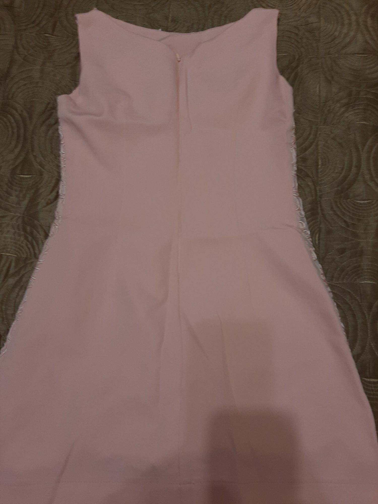 Ажурна розова сукня  на розмір S