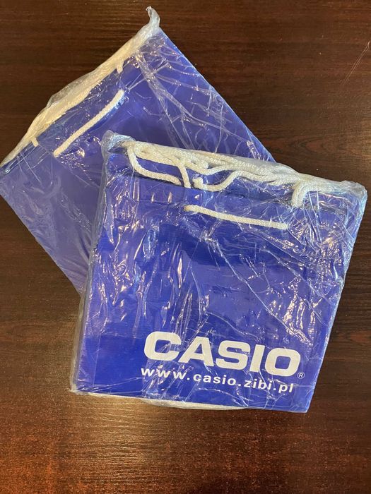 ECO Torebki papierowe niebieskie CASIO nowe nie używane 22szt