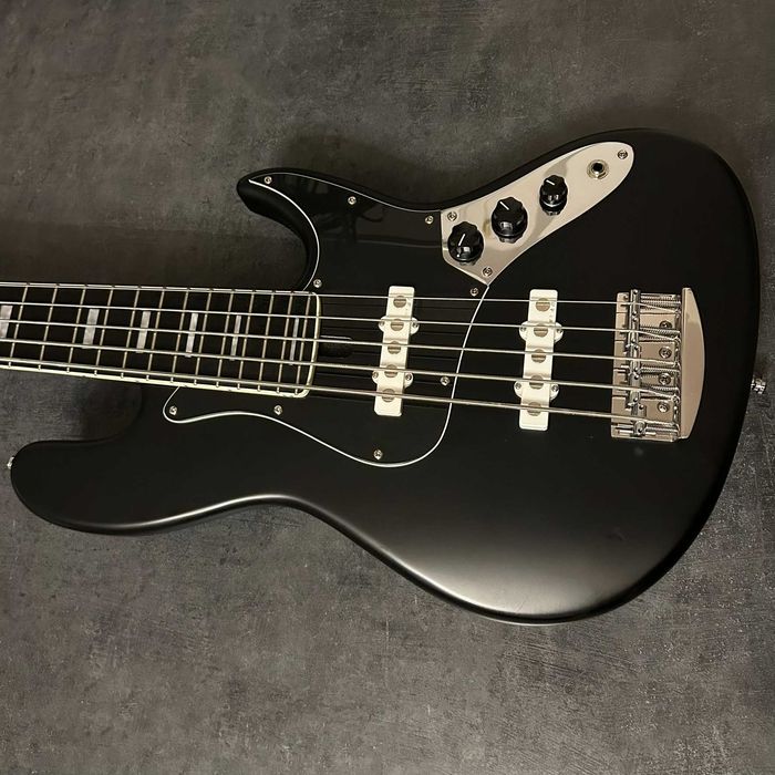 Maruszczyk Elwood 5P skala 35 mat heban Delano jazz bass gitara basowa