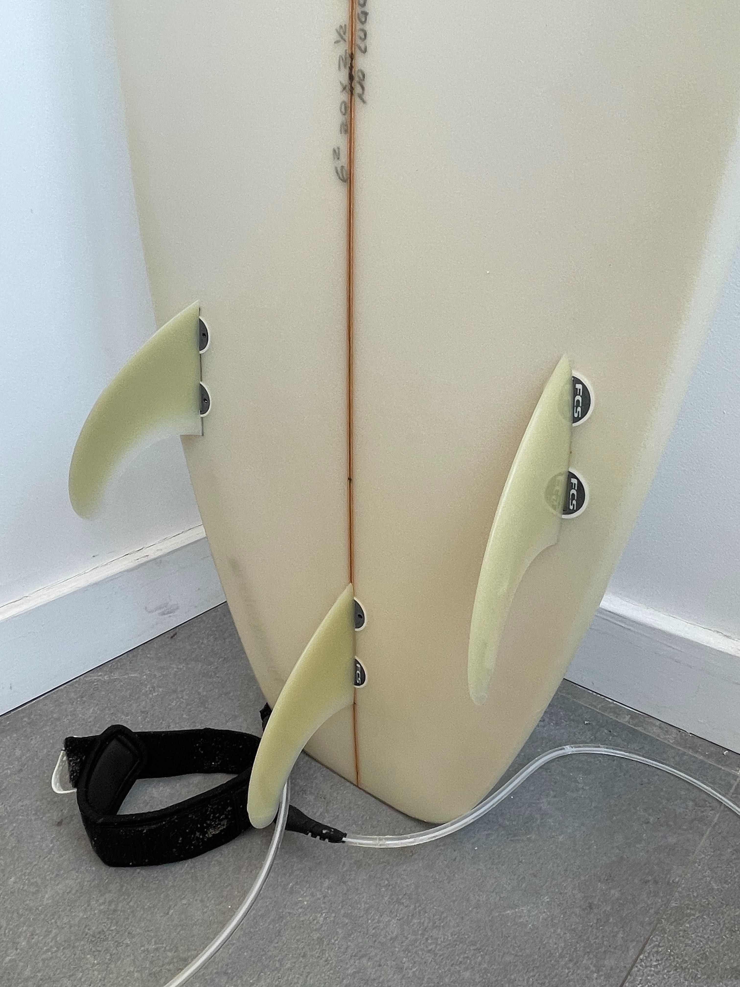 Prancha de surf MATTA Surfboards e acessórios