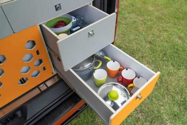 Box Allbox campingowy do vanów i minivanów kuchnia lodówka zlew łóżko