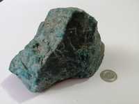Naturalny kamień Apatyt w formie surowych brył nr 6
