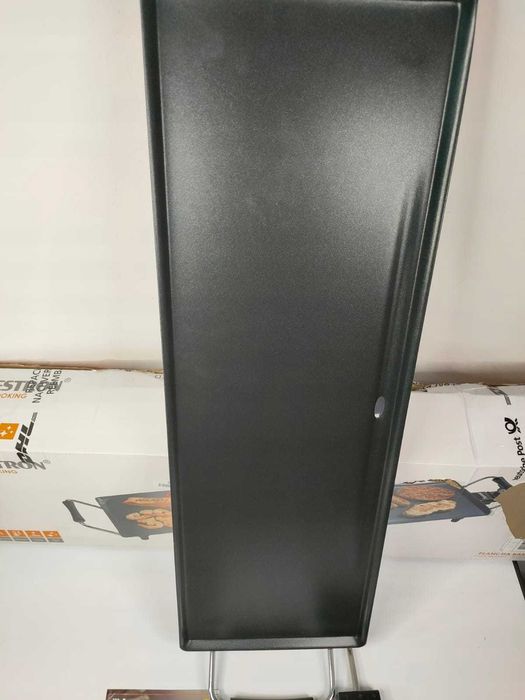 B251 Duży tradycyjny grill elektryczny 70cm Bestron  czarny 1800W