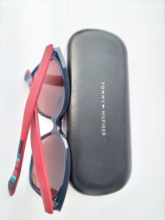 Óculos da marca Tommy Hilfiger