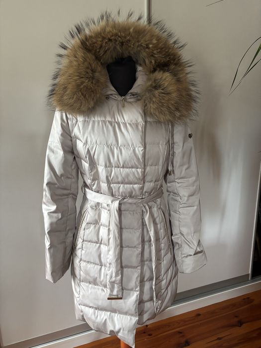 Kurtka puchowa Monnari z lisem rozmiar 36