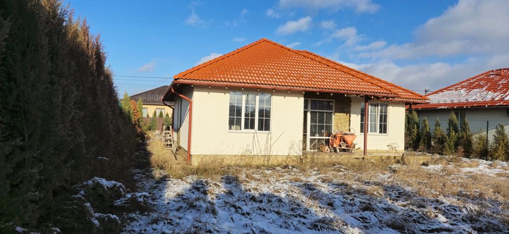 Продам дом в пригороде Киева