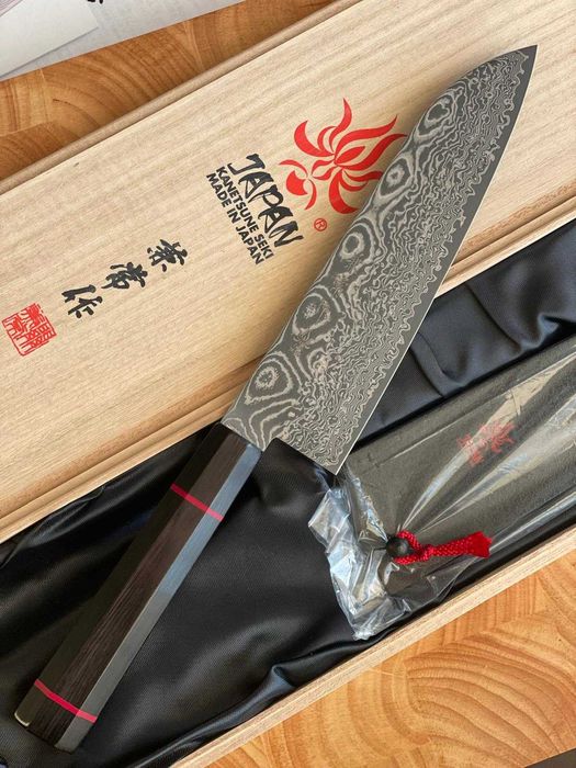 Nóż kuchenny KANETSUNE SEKI Namishibuki SG-2  Santoku 18cm+Saya KC-813