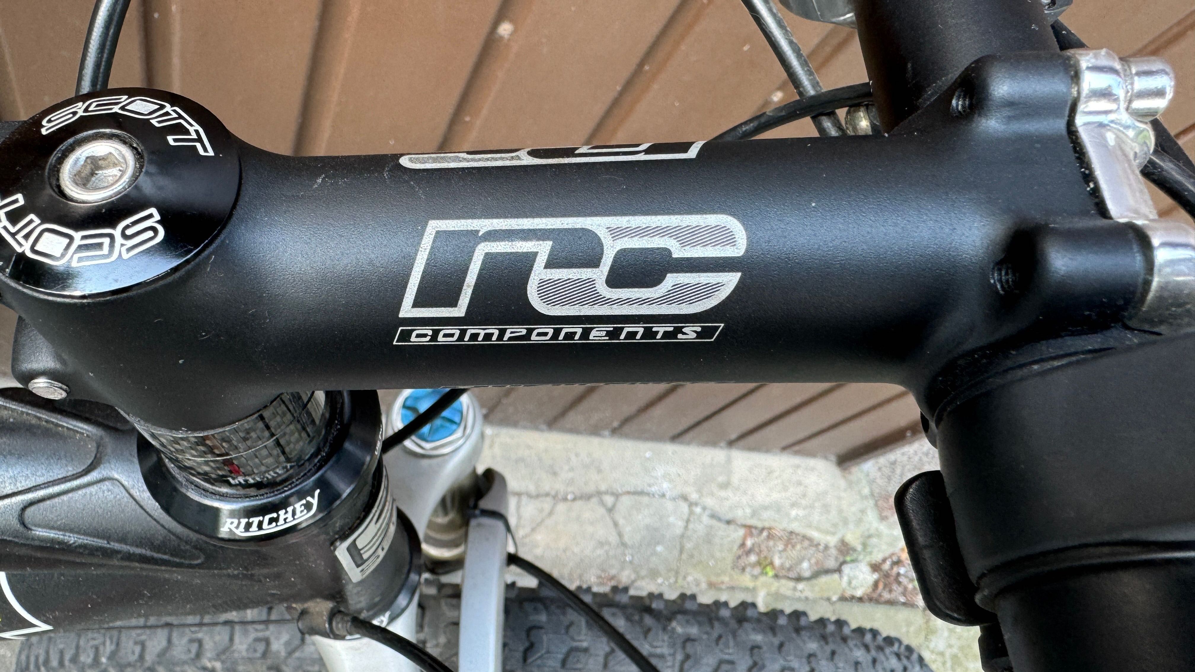 Scott racing team issue