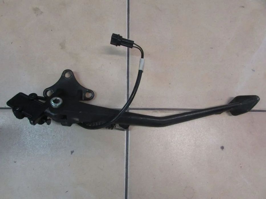 Triumph Tiger 1050 06-12 podstawka stopka boczna