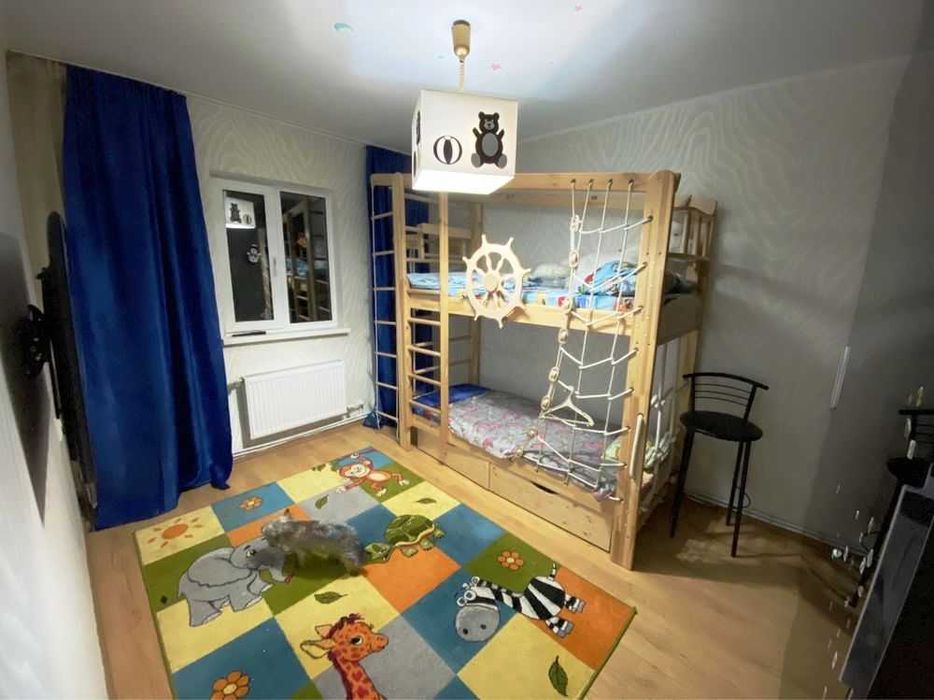 М "Сирець", оренда будинку на довгий термін.