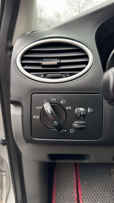 Ford Focus 2008 • 1.6 Duratec • автомат • комфортний міський хетчбек