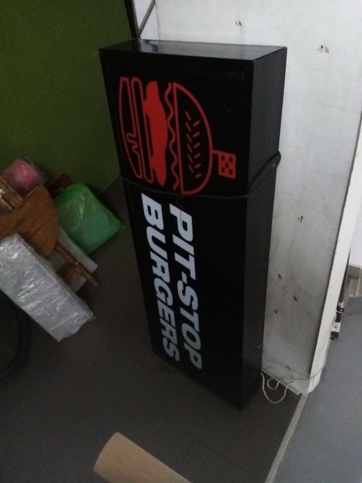 Вывеска, лайт бокс