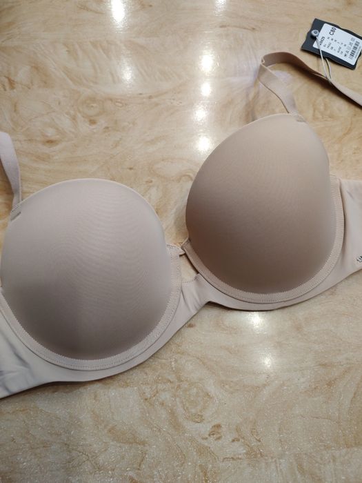 Гладкий бюстгальтер на тонкому поролоні Balaloum