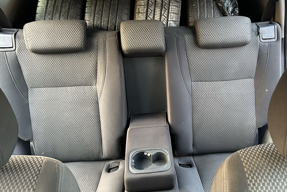 Кросовер Джилі Емгранд Х7 2.0 з ГАЗом