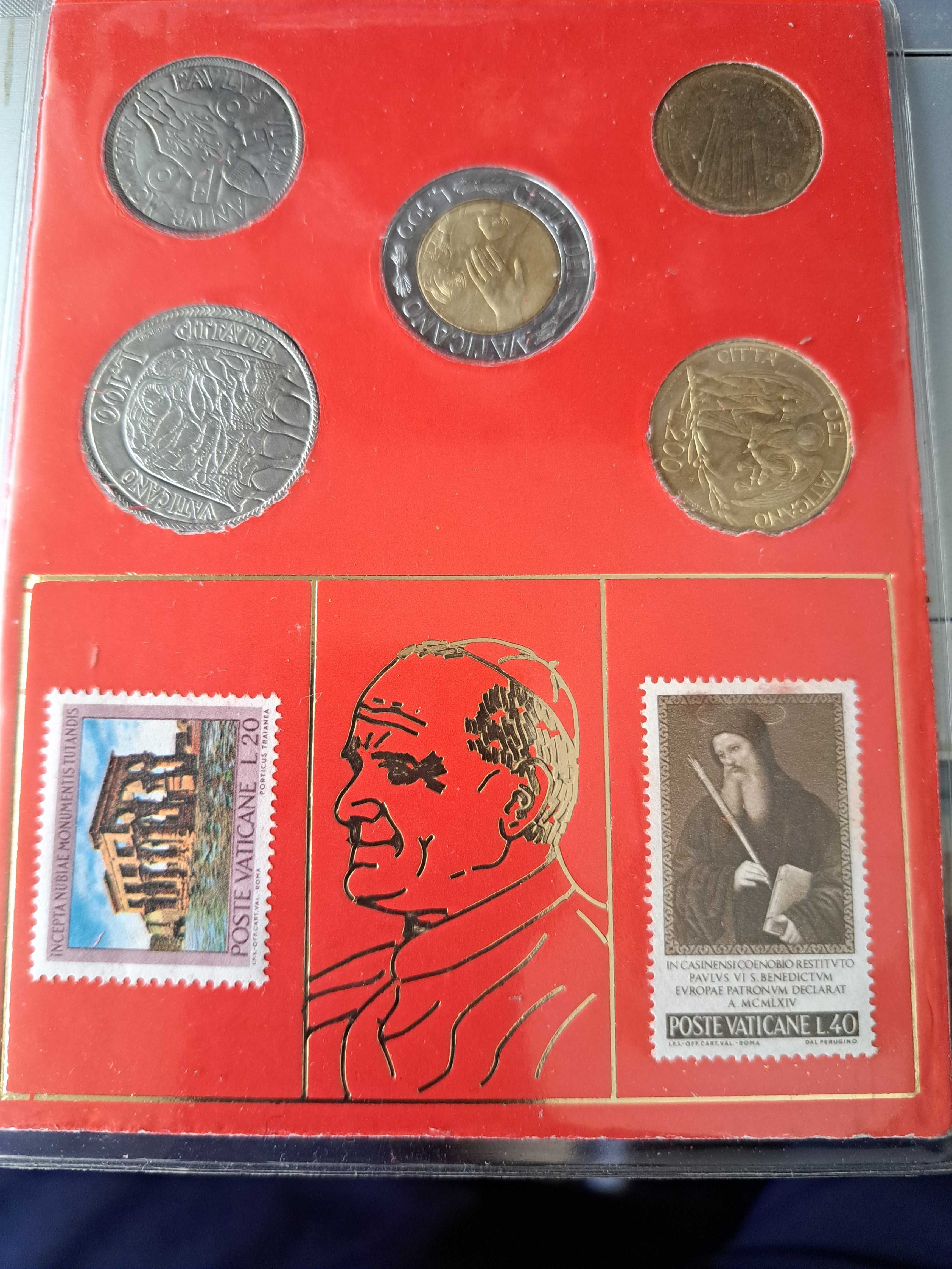 Conjunto de selos e moedas originais de lembrança  do Vaticano