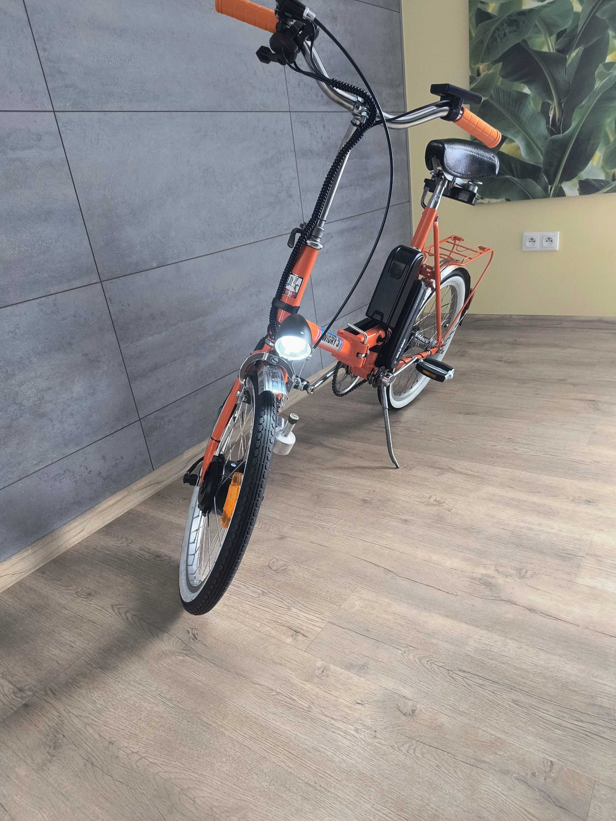 Wigry 3, e-wigry, rower elektryczny, klasyk PRL - pomarańczowy