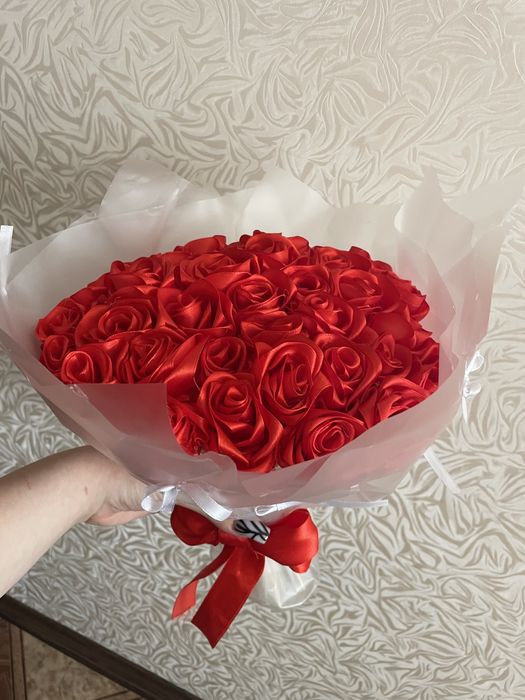 Букети з атласної стрічки