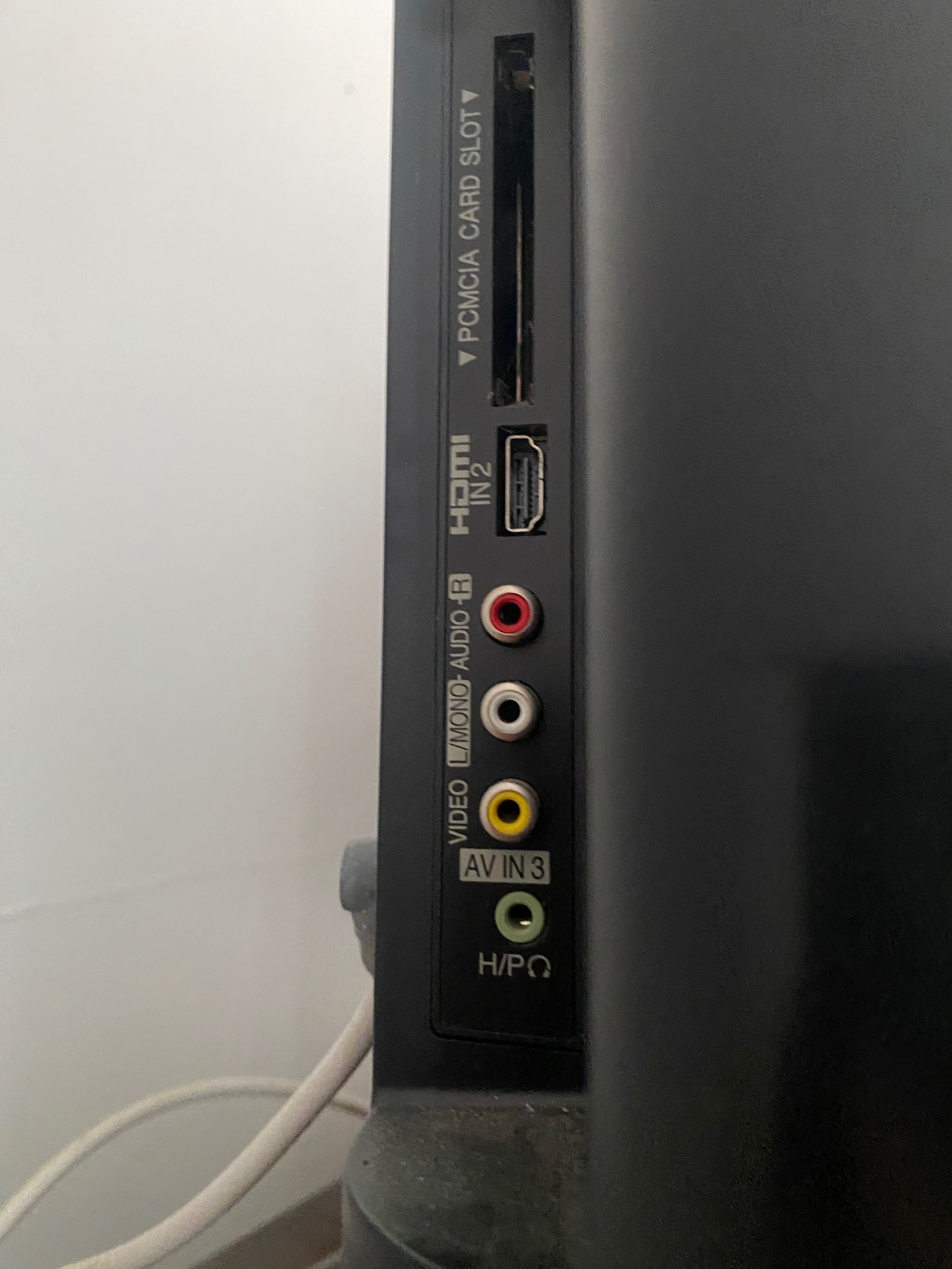 Televisão lg em perfeitas condições 32pl