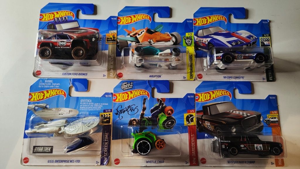 Miniaturas hot wheels 2022