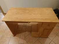 Biurko sosnowe solidne