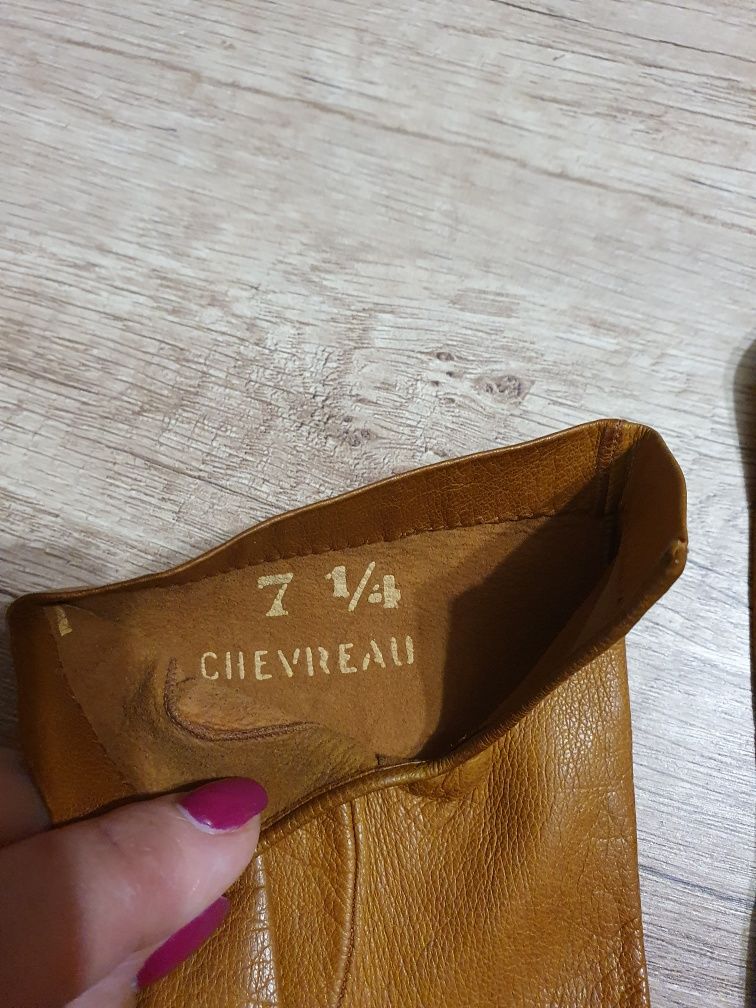 Ретро-перчатки Women's Vintage Saint Laurent Suede Chevreau