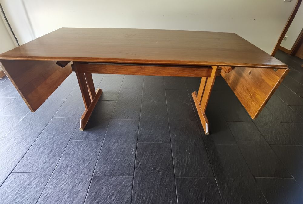 Mesa de jantar, pinho maciço