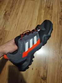 Adidas terrex goretex  Continental 44⅔