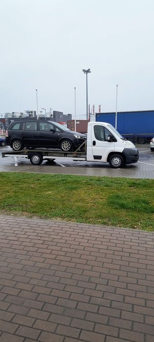 Przewóz aut osobowych