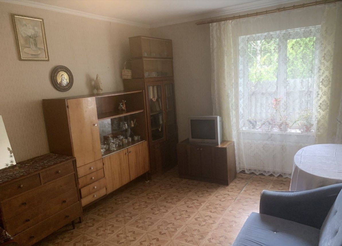 Сдаю 1 ком кв с местом для авто Слободка
