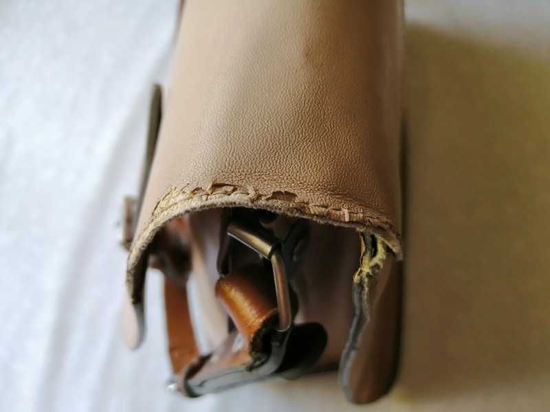 Skórzana torba listonoszka Reserved skóra na książki dokumenty