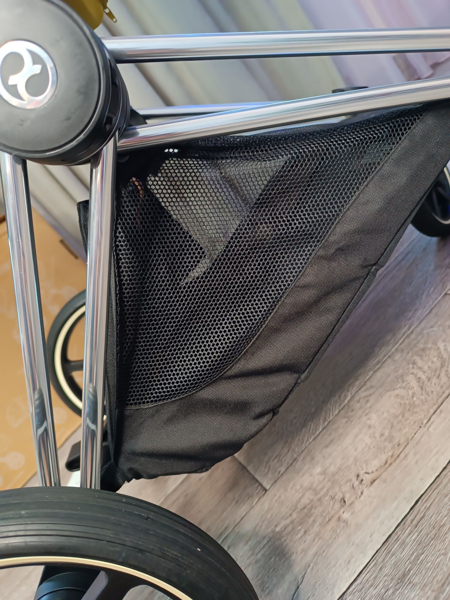 Cybex priam platinum frame carry cot